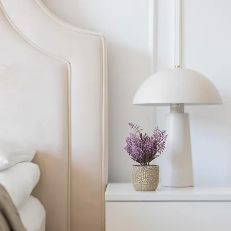 Stylish With Parking In Wilanow District By Renters شقة وارسو